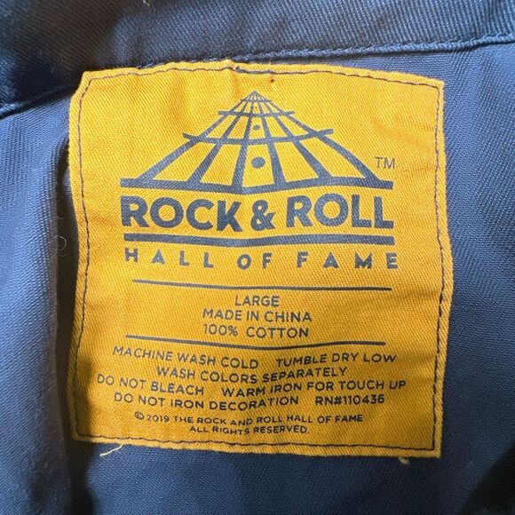 Rock & Roll Hall of Fame Shirt Mens Large Blue Button Down Unique Cleveland - Picture 7 of 7